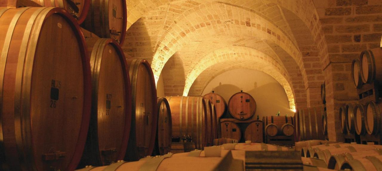 Leone De Castris Wine Hotel Salice Salentino Exterior photo