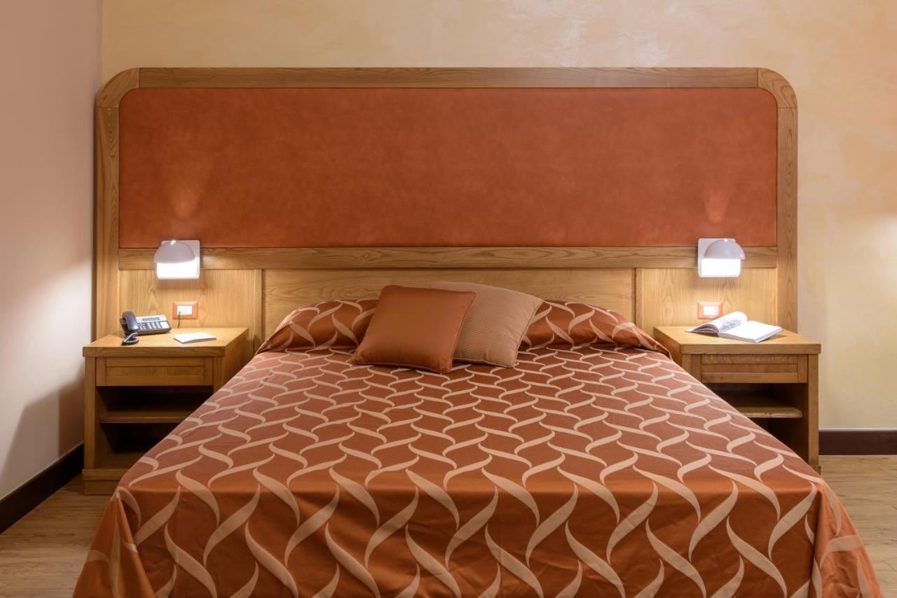 Leone De Castris Wine Hotel Salice Salentino Exterior photo