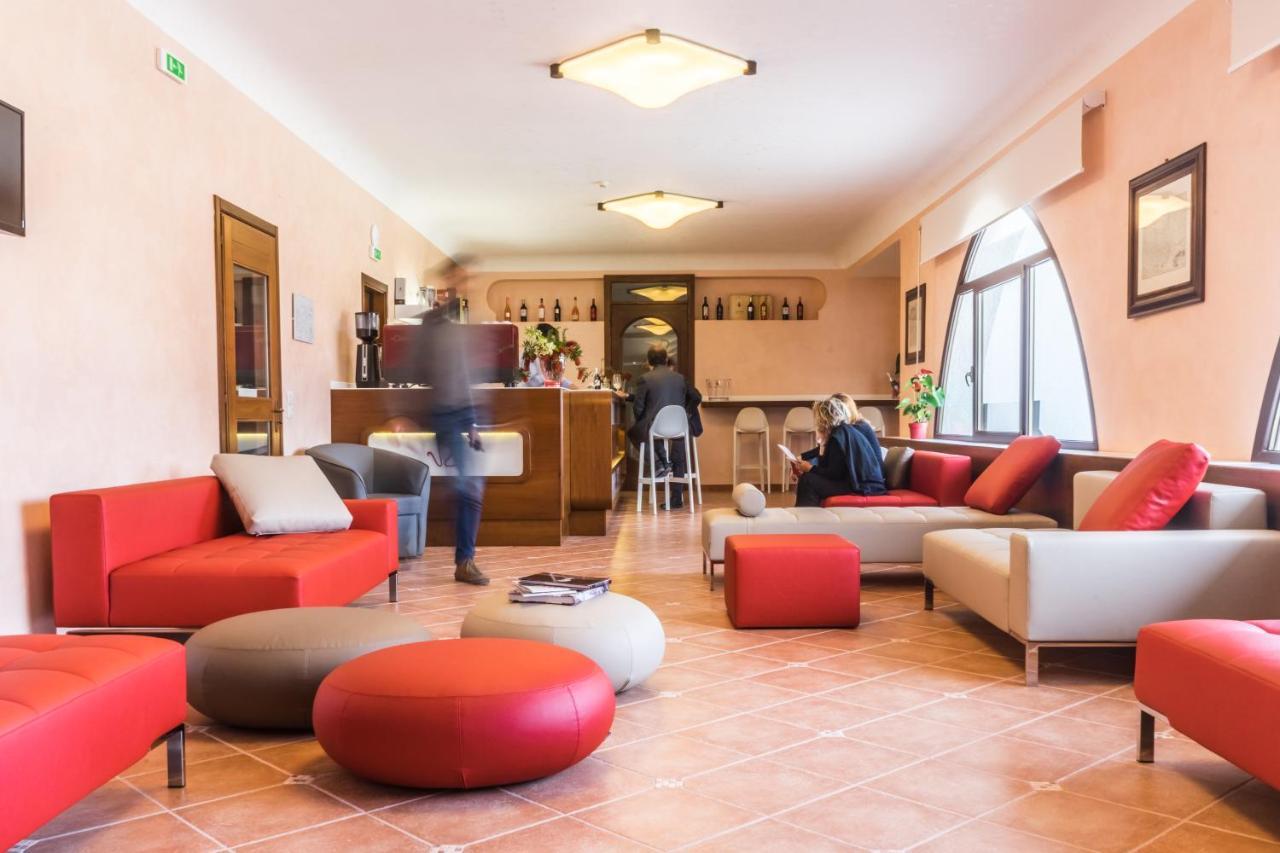 Leone De Castris Wine Hotel Salice Salentino Exterior photo