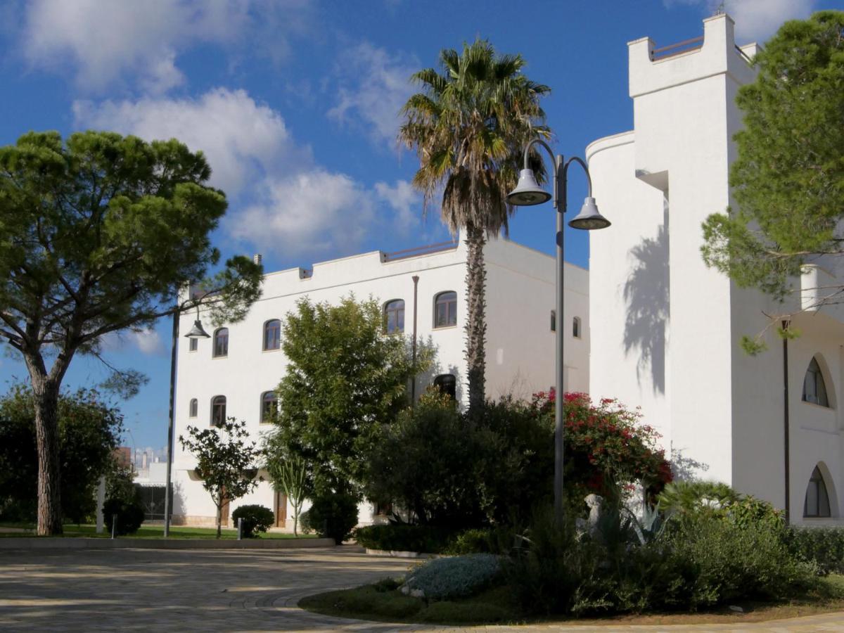 Leone De Castris Wine Hotel Salice Salentino Exterior photo