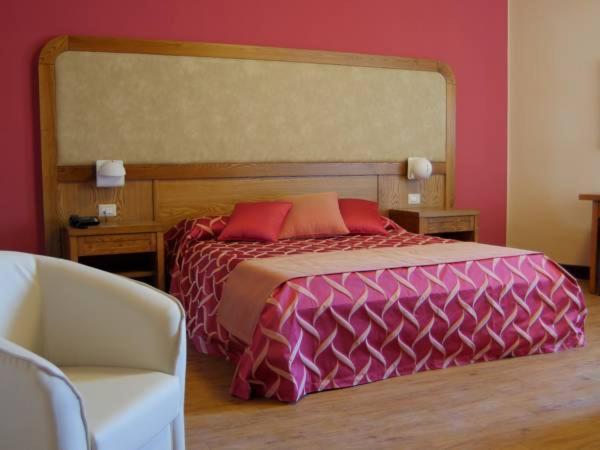 Leone De Castris Wine Hotel Salice Salentino Exterior photo